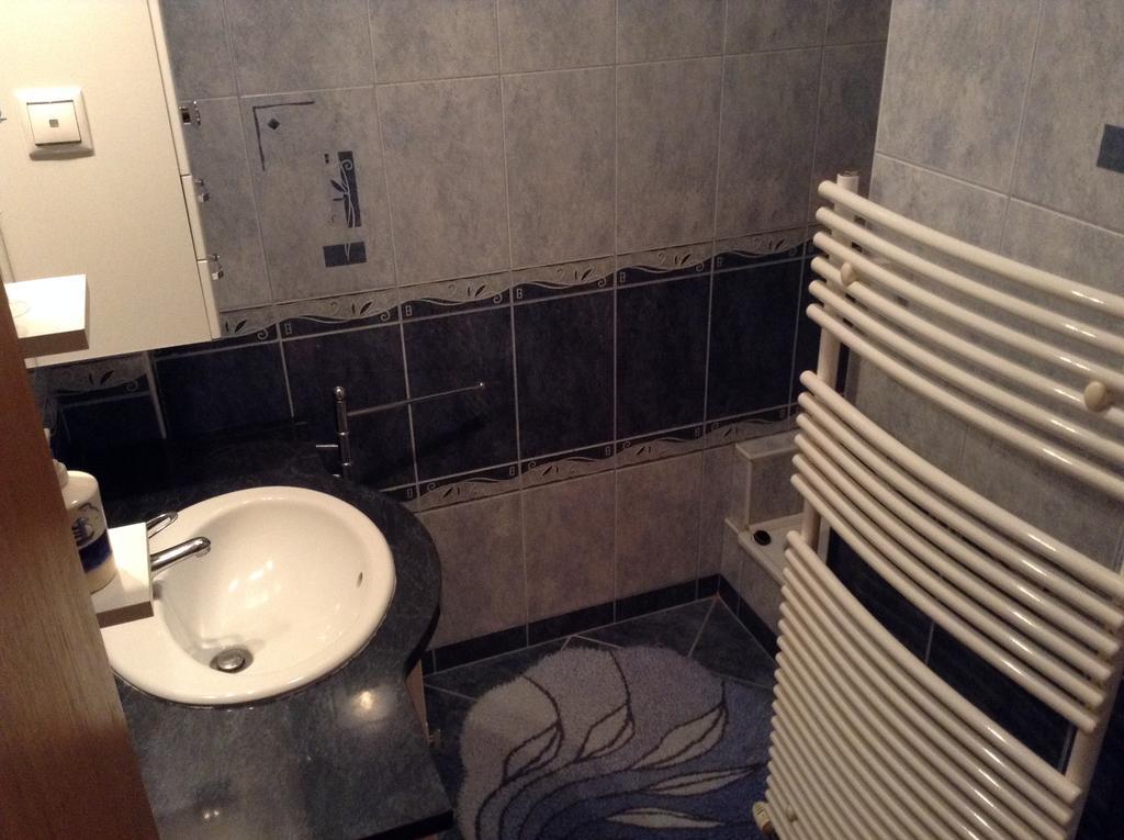 Babati Apartmanhaz Lägenhet Zalakaros Exteriör bild